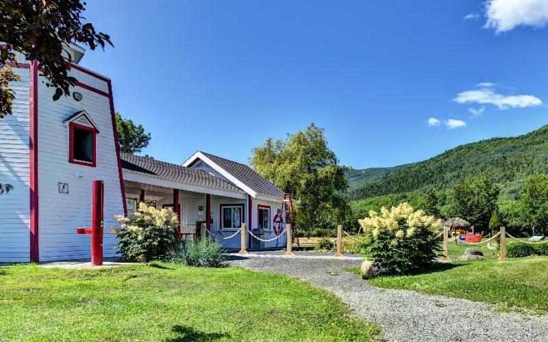 Maison Accueillante - Spa, Fleuve Et Montagnes! 圣弗朗索瓦小河 外观 照片